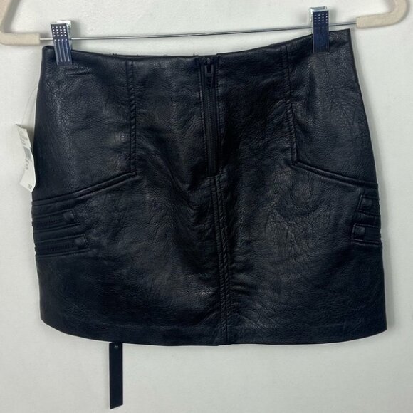 NWT Blank NYC Faux Leather Moto Zipper Mini Skirt Black Size 25 or XS Biker Boho - Picture 10 of 12